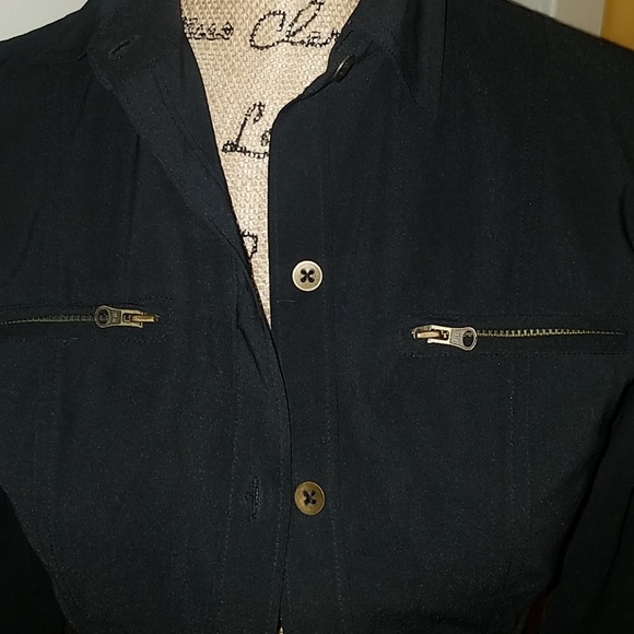 Sold----Express Top - Picture 8 of 8